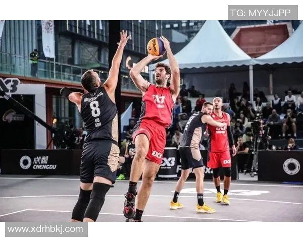 成都篮球队在选拔赛中以78分稳居积分榜首位展现强劲实力