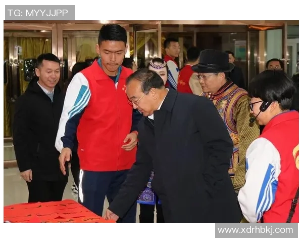 2023年足球明星齐聚一堂共庆新春传递祝福与希望