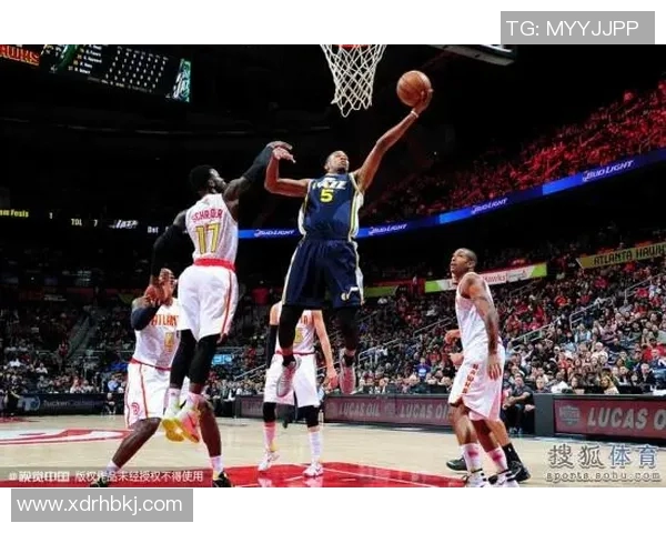 深圳篮球队与重庆篮球队赛后复盘团队协作的精彩瞬间与战术分析